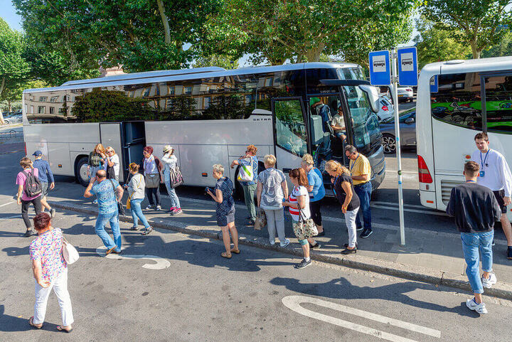 School Field Trip Transportation in Concord